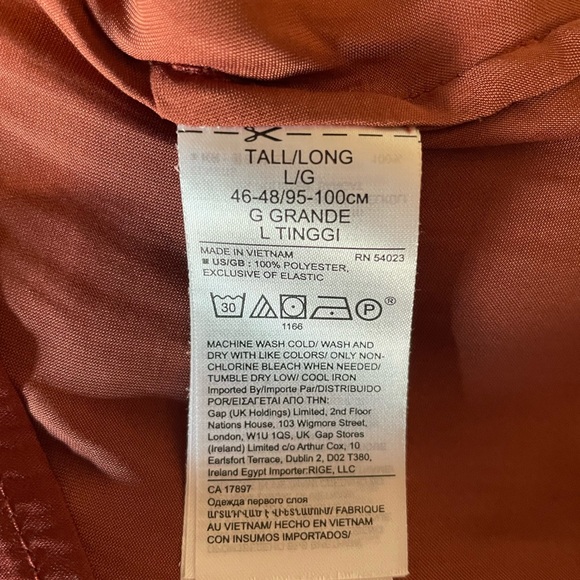 Banana Republic	Satin Balloon-Sleeve Top - Picture 5 of 5